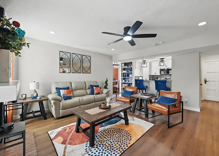 Apartment Big Soccer Games 2026, Media, Workers & Guests, 2br, 2ba Condo, 29 Nights Or Fort Worth