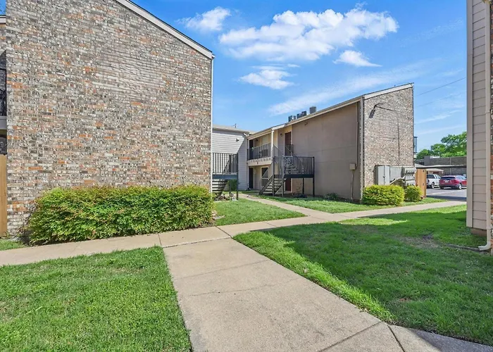 Apartment Big Soccer Games 2026, Media, Workers & Guests, 2br, 2ba Condo, 29 Nights Or Fort Worth